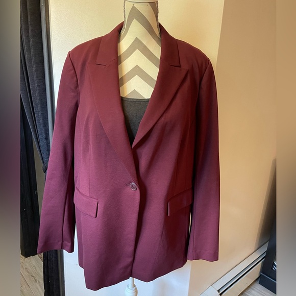 Lane Bryant: One Button Blazer - Picture 3 of 8
